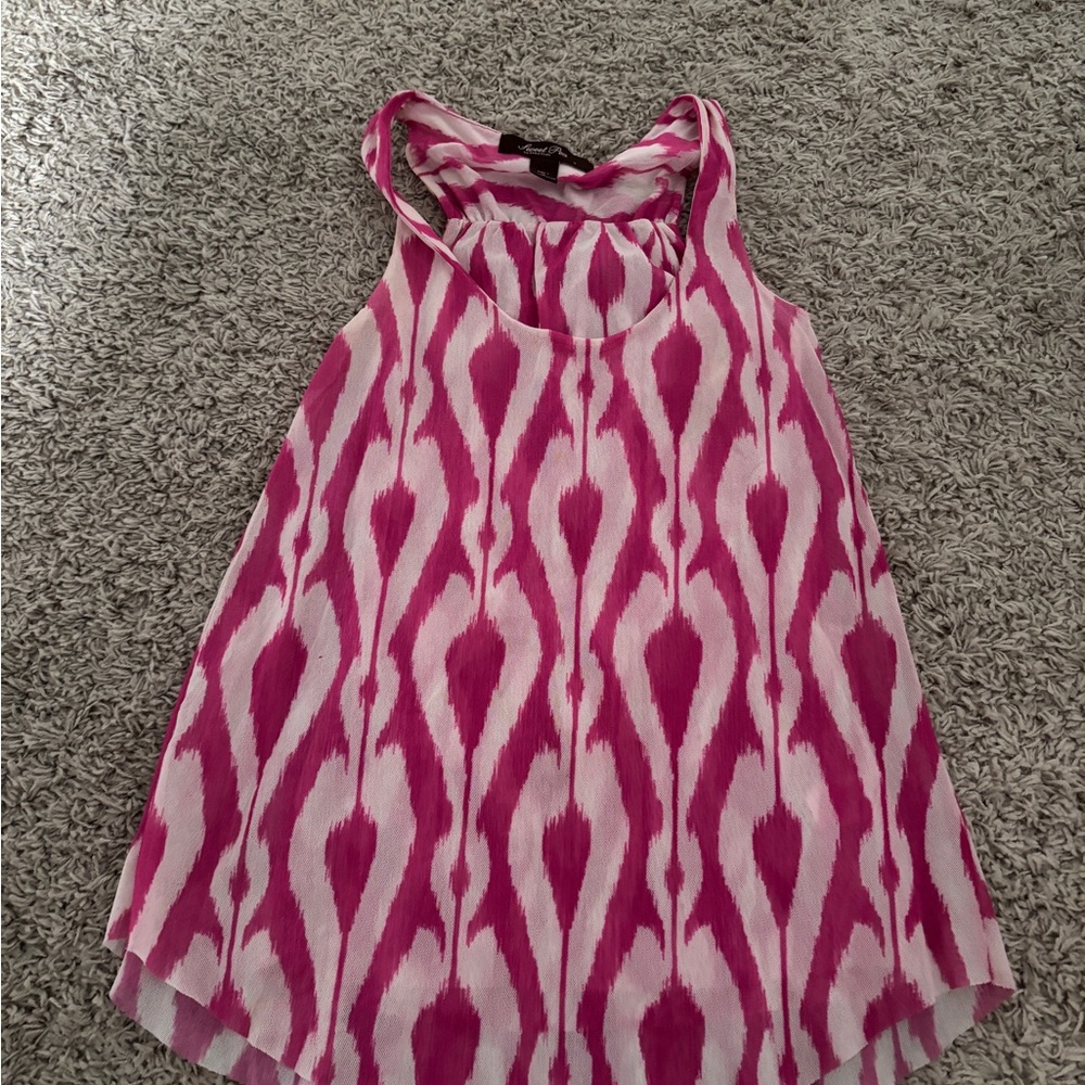 Women’s boutique Pink Patterned Sleeveless tank top